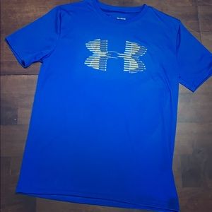 Under Armour Boys YXL T-shirt